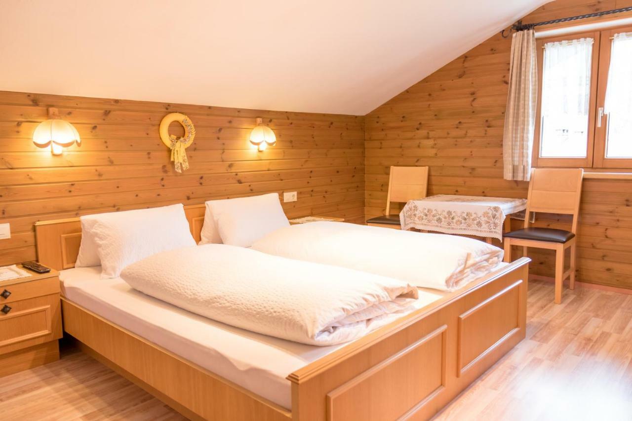 Landhaus Alpenrose Mayrhofen Buitenkant foto