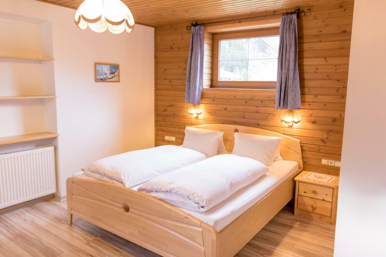 Landhaus Alpenrose Mayrhofen Buitenkant foto